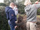 Gro&szlig;einsatz im Schulgarten