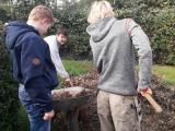 Gro&szlig;einsatz im Schulgarten